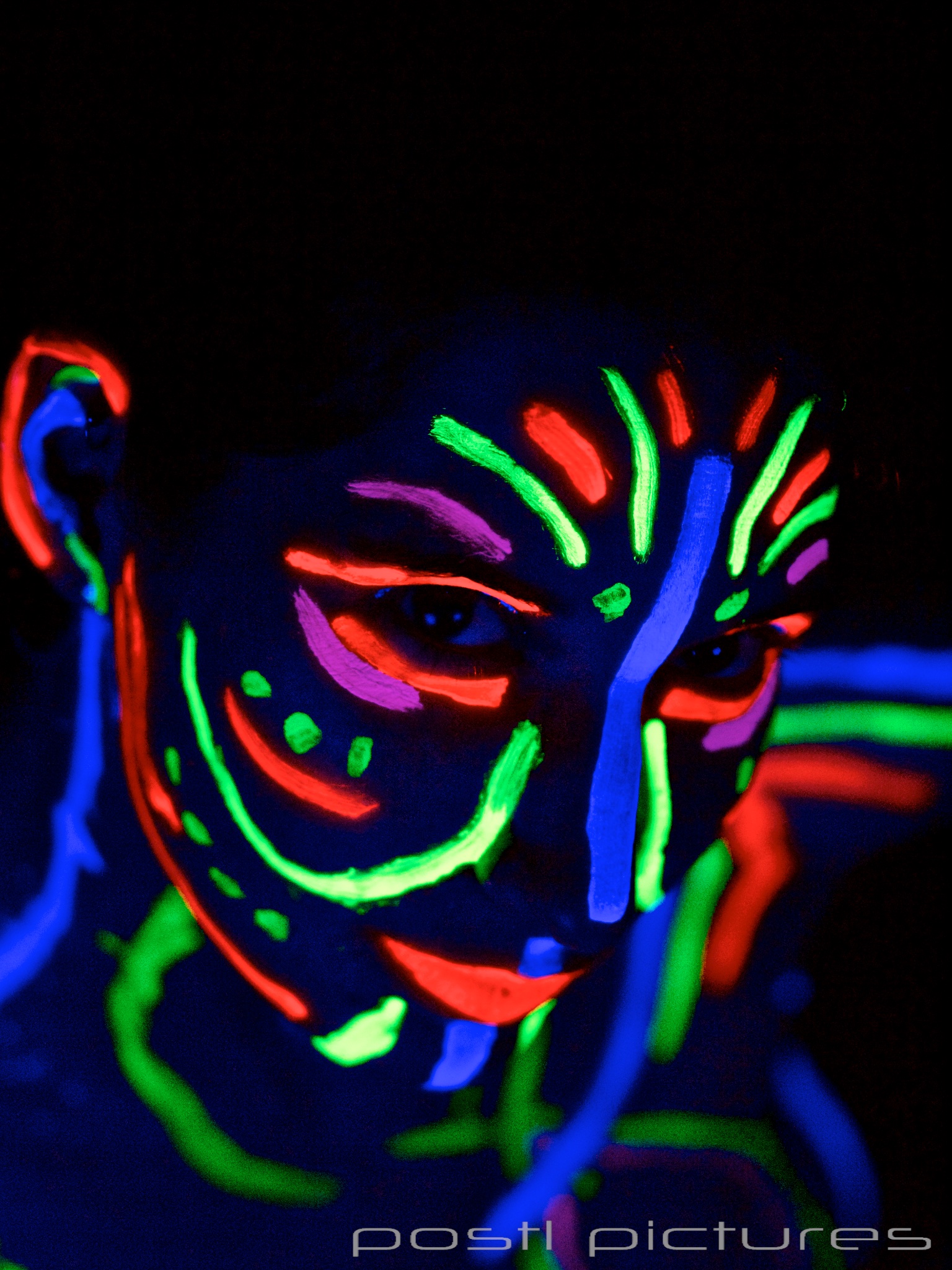 blacklight pictures